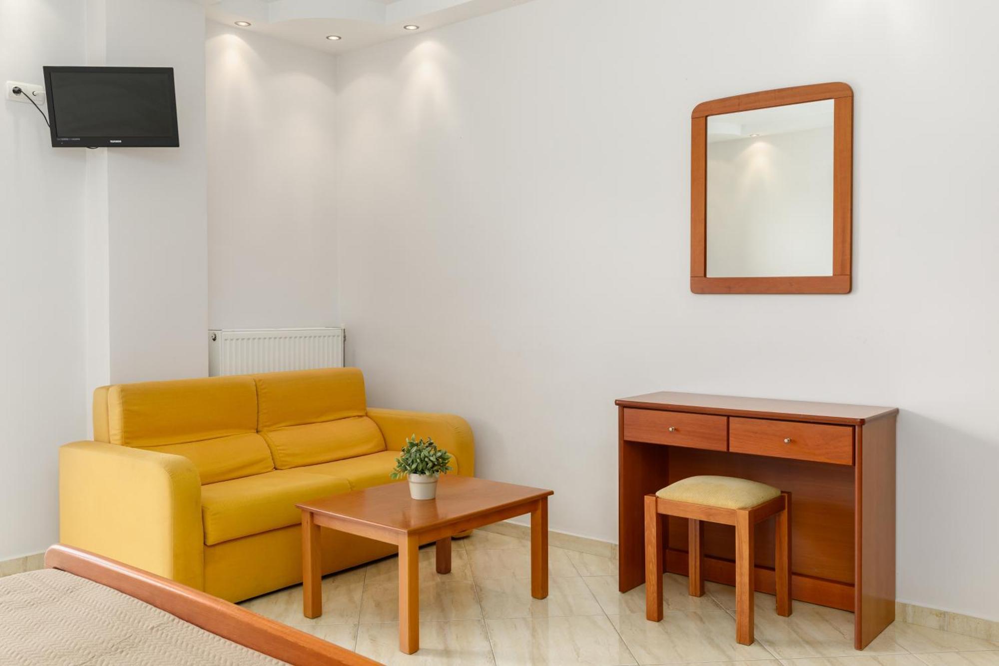 Agyra Seaview Hotel By Panel Hospitality 네오이포로이 외부 사진